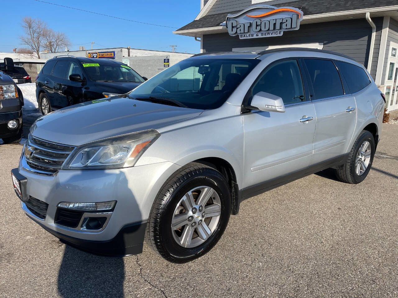 Used 2015 Chevrolet Traverse LT image 1