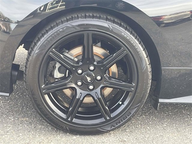 Certified 2018 Ford Mustang GT w/ Black Accent Pkg image 7