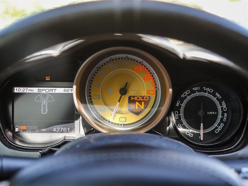 Used 2010 Ferrari California RWD image 39