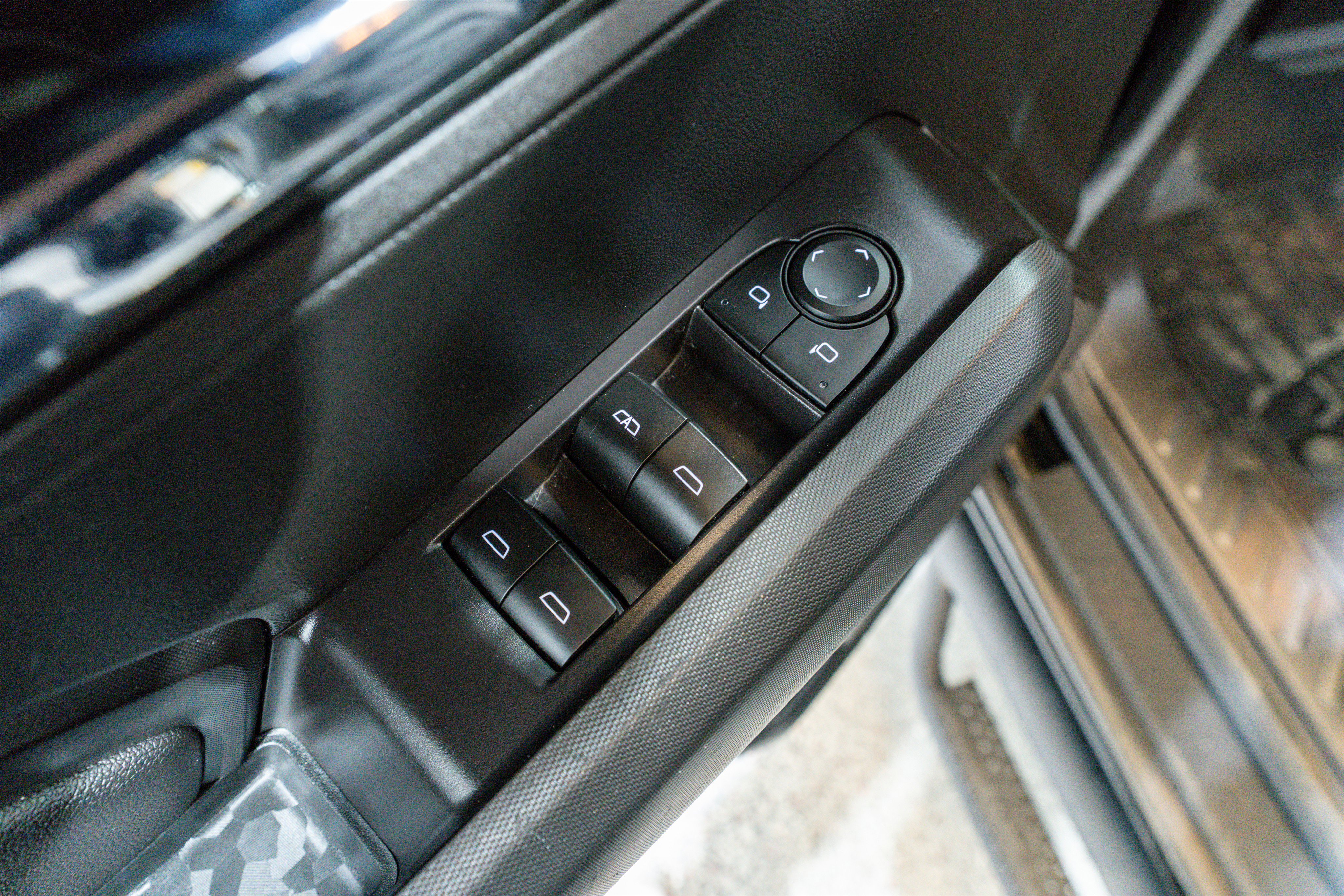 Used 2023 GMC Canyon Elevation w/ Convenience Package image 14