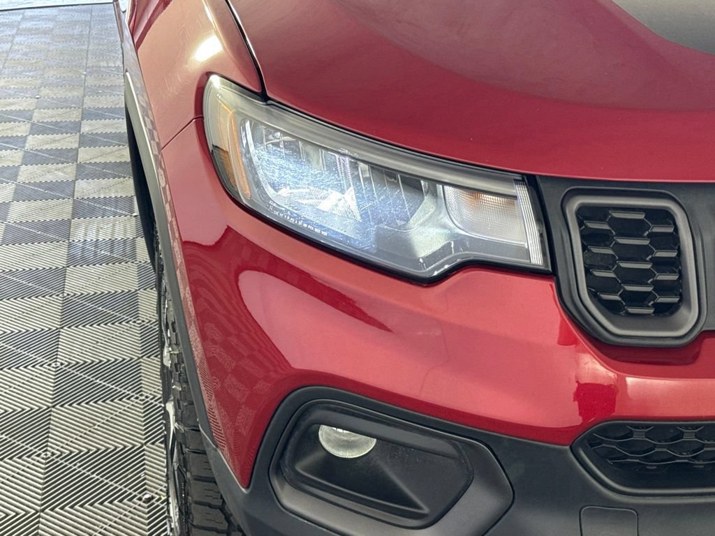 Certified 2025 Jeep Compass Trailhawk AWD/4WD image 42