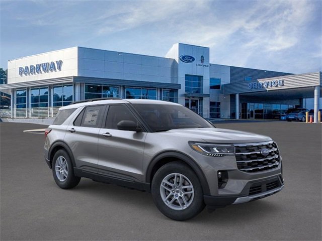 New 2026 Ford Explorer Active w/ Active Comfort Package image 7