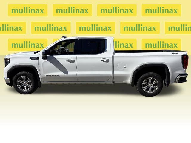 Used 2024 GMC Sierra 1500 SLE w/ Preferred Package image 10