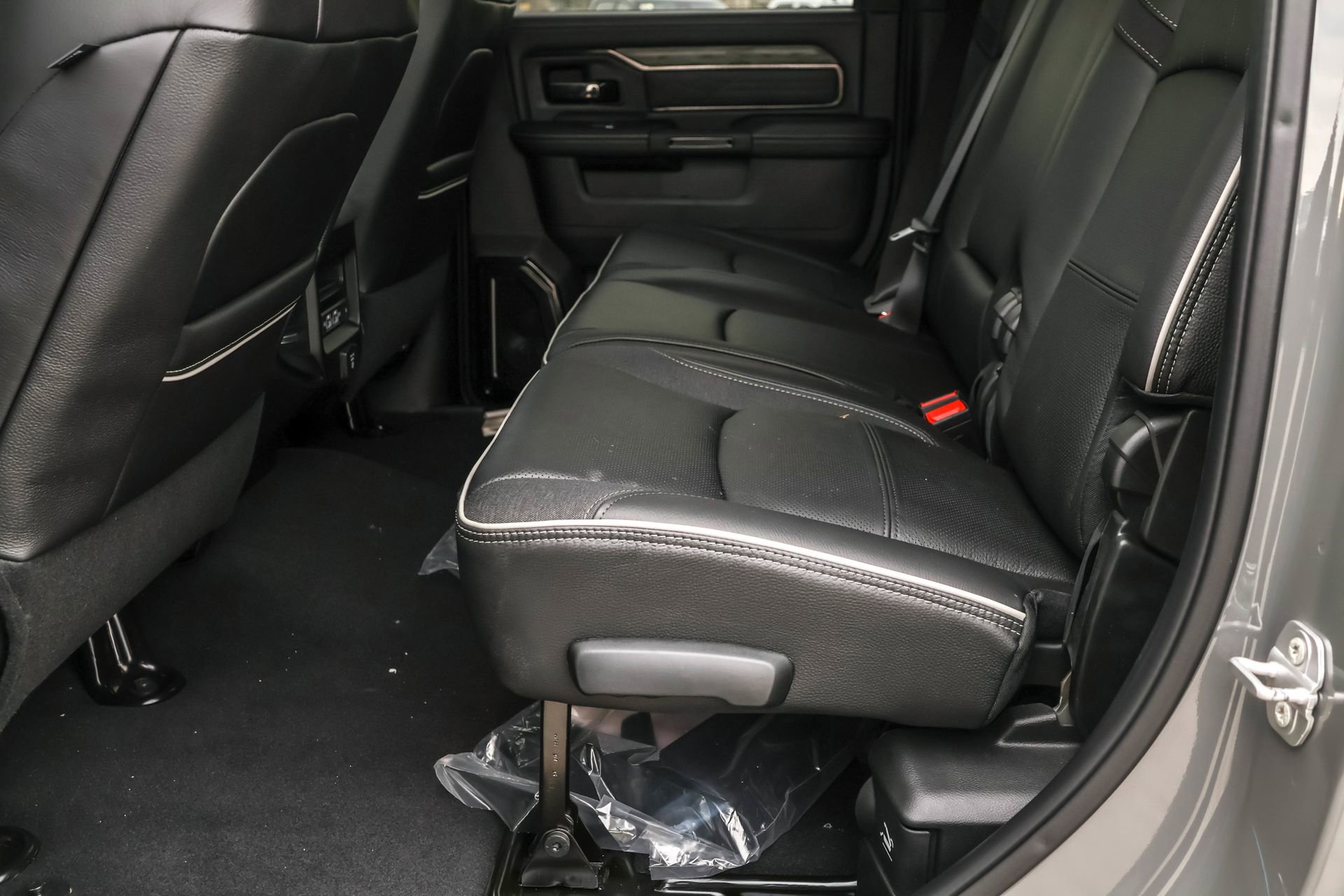 New 2026 RAM 2500 Limited image 16