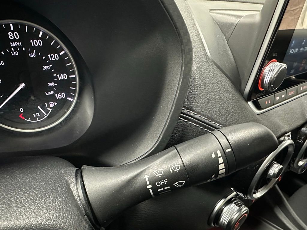 Used 2025 Nissan Sentra SV image 22