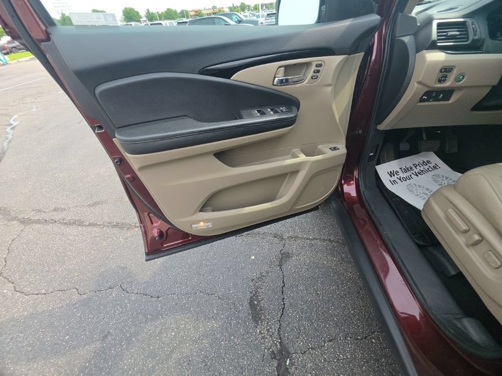 Certified 2022 Honda Pilot Elite image 12