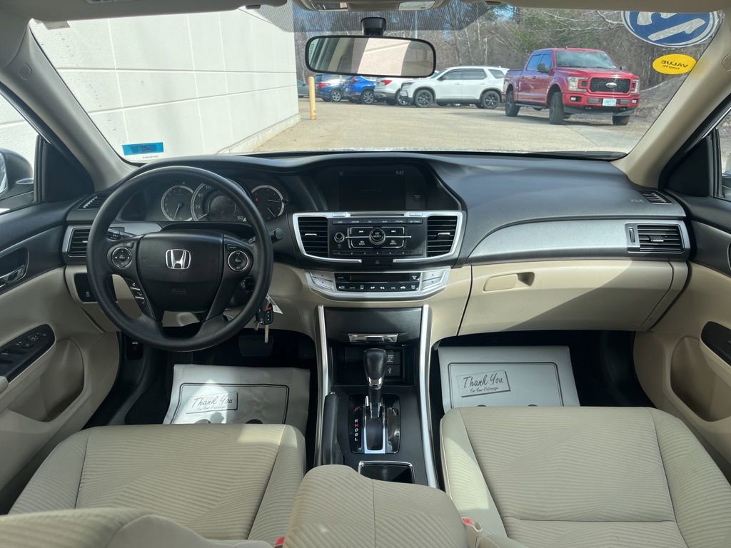 Used 2015 Honda Accord LX image 12