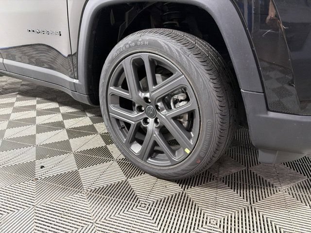 New 2026 Jeep Compass Limited AWD/4WD image 2