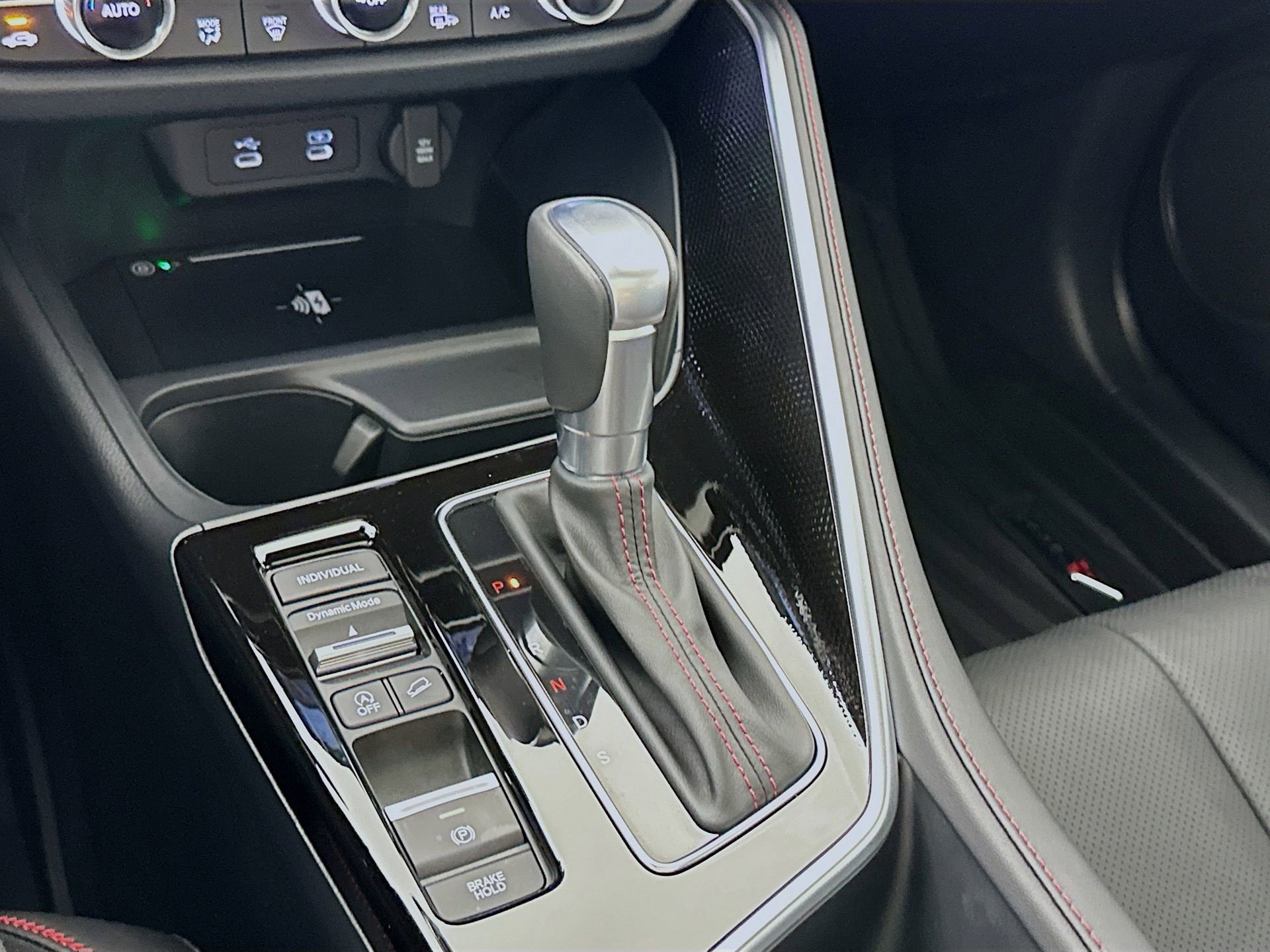 Used 2025 Acura ADX A-Spec image 18