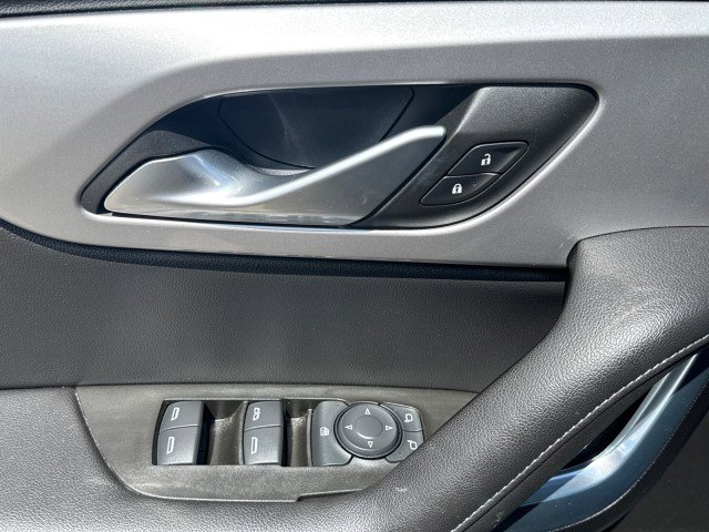Used 2022 Chevrolet Blazer LT image 13