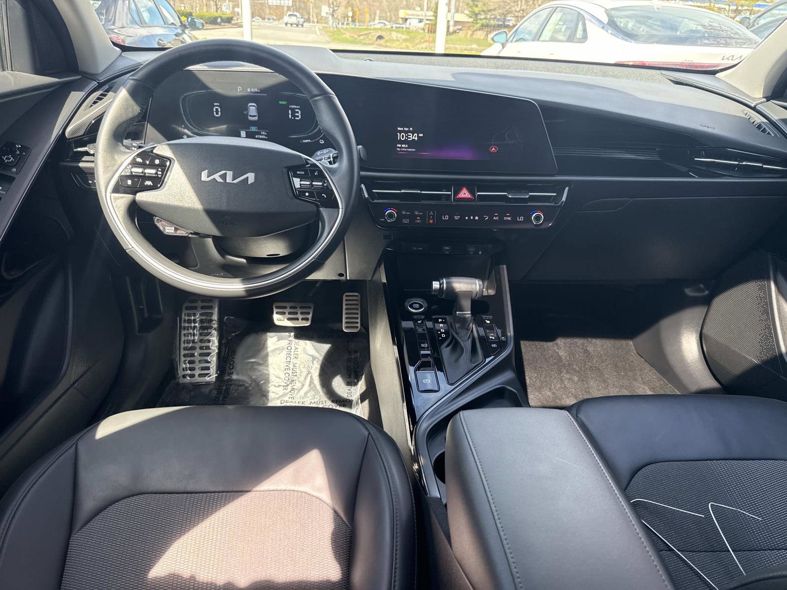 Used 2023 Kia Niro EX Touring image 14