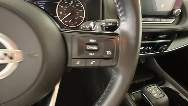 Used 2021 Nissan Rogue S FWD image 17