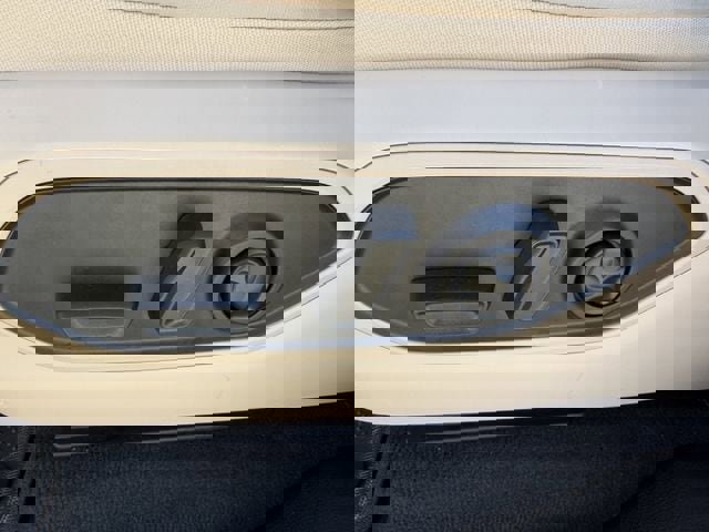 Used 2025 Jeep Grand Cherokee Limited w/ Black Appearance Package image 26