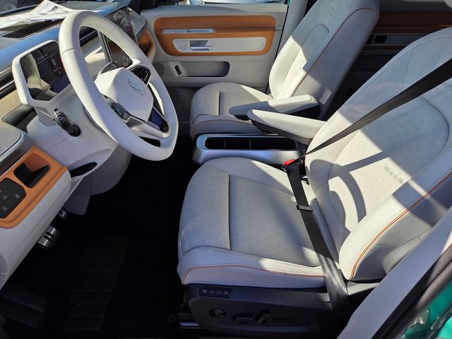 New 2025 Volkswagen ID. Buzz 1st Edition AWD/4WD image 5