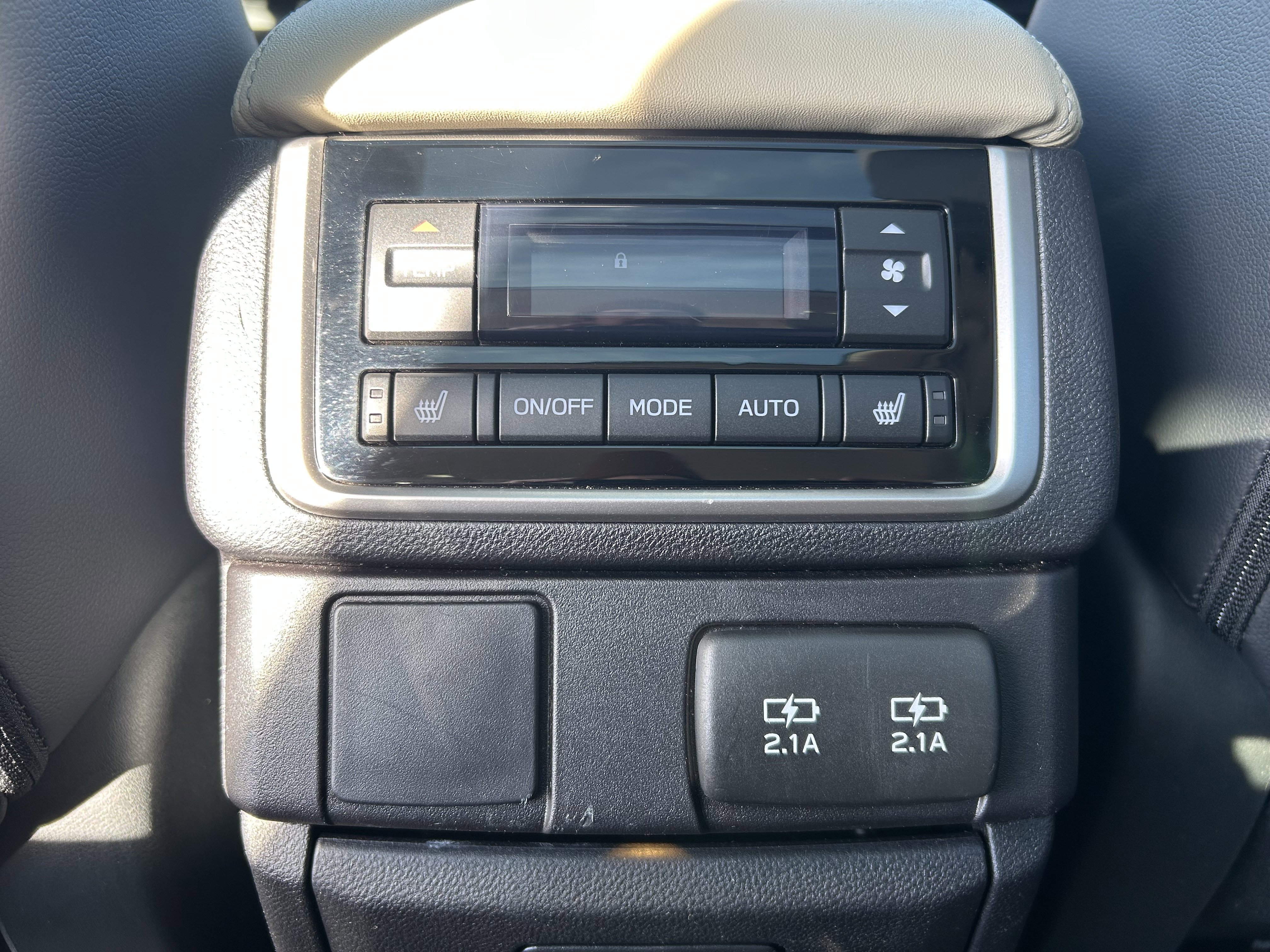 Used 2022 Subaru Ascent Limited w/ Technology Package image 20