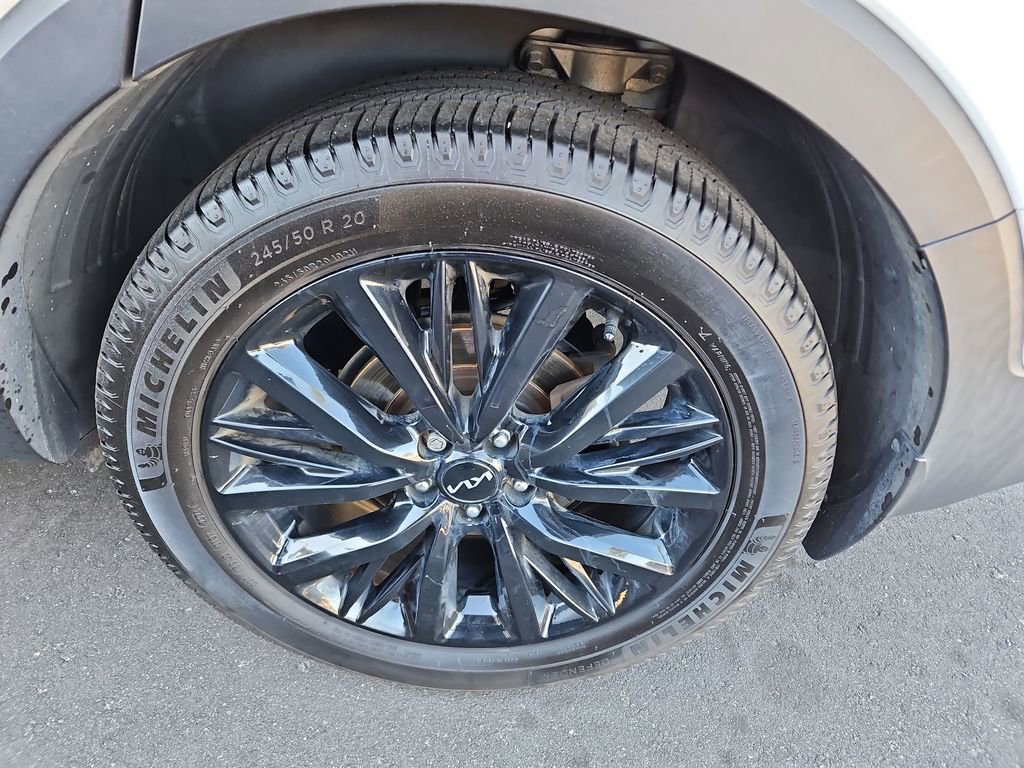 Used 2022 Kia Telluride SX w/ SX Prestige Package image 41