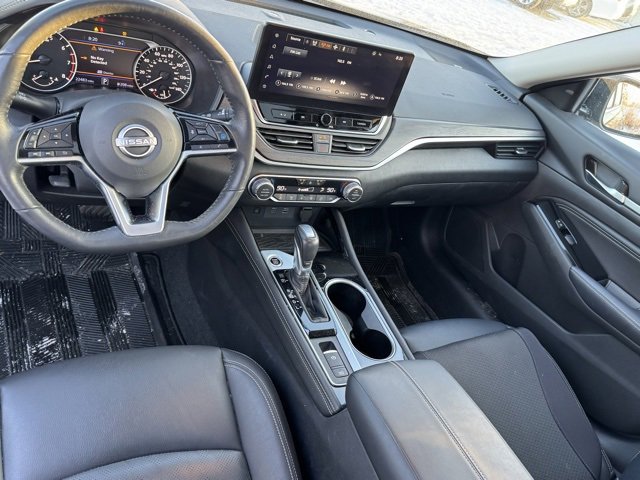 Used 2023 Nissan Altima 2.5 SL image 2