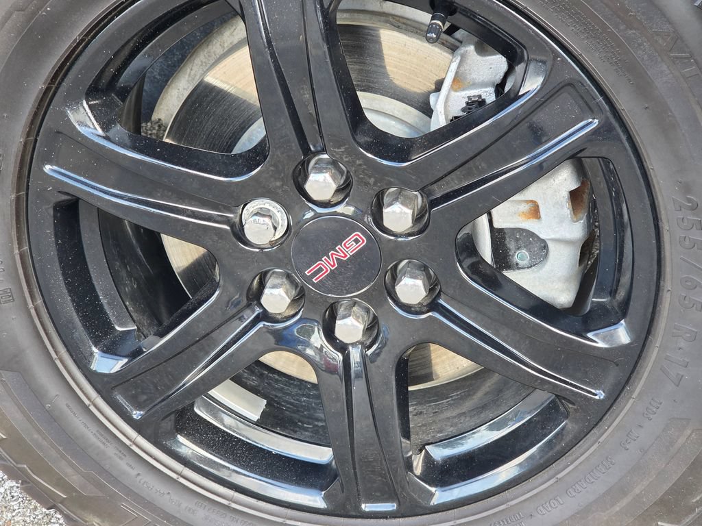 Used 2023 GMC Acadia AT4 w/ Trailering Package AWD/4WD image 10