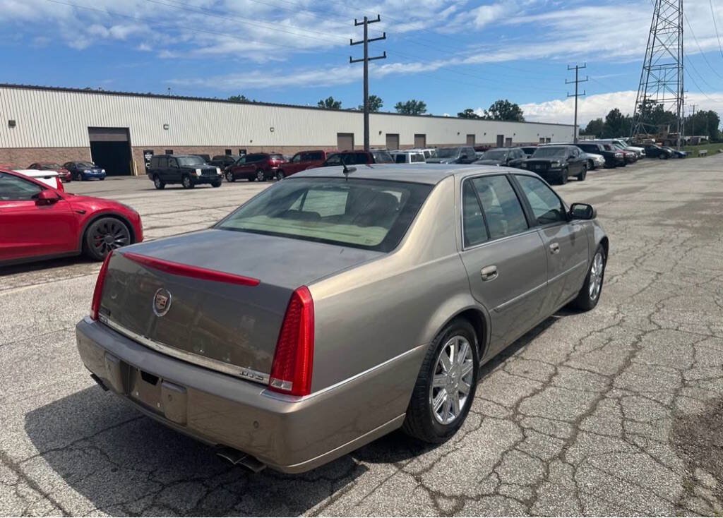 Used 2006 Cadillac DTS FWD image 6