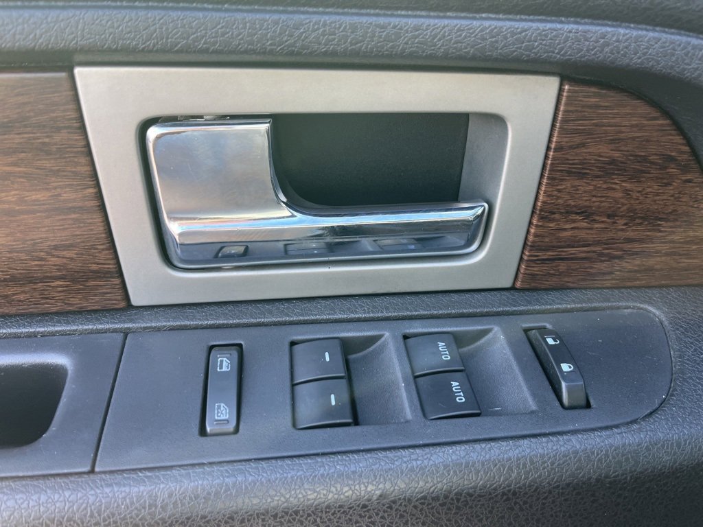 Used 2013 Ford F150 Lariat w/ Luxury Equipment Group image 17
