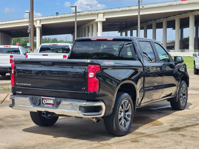 Used 2024 Chevrolet Silverado 1500 LT AWD/4WD image 7