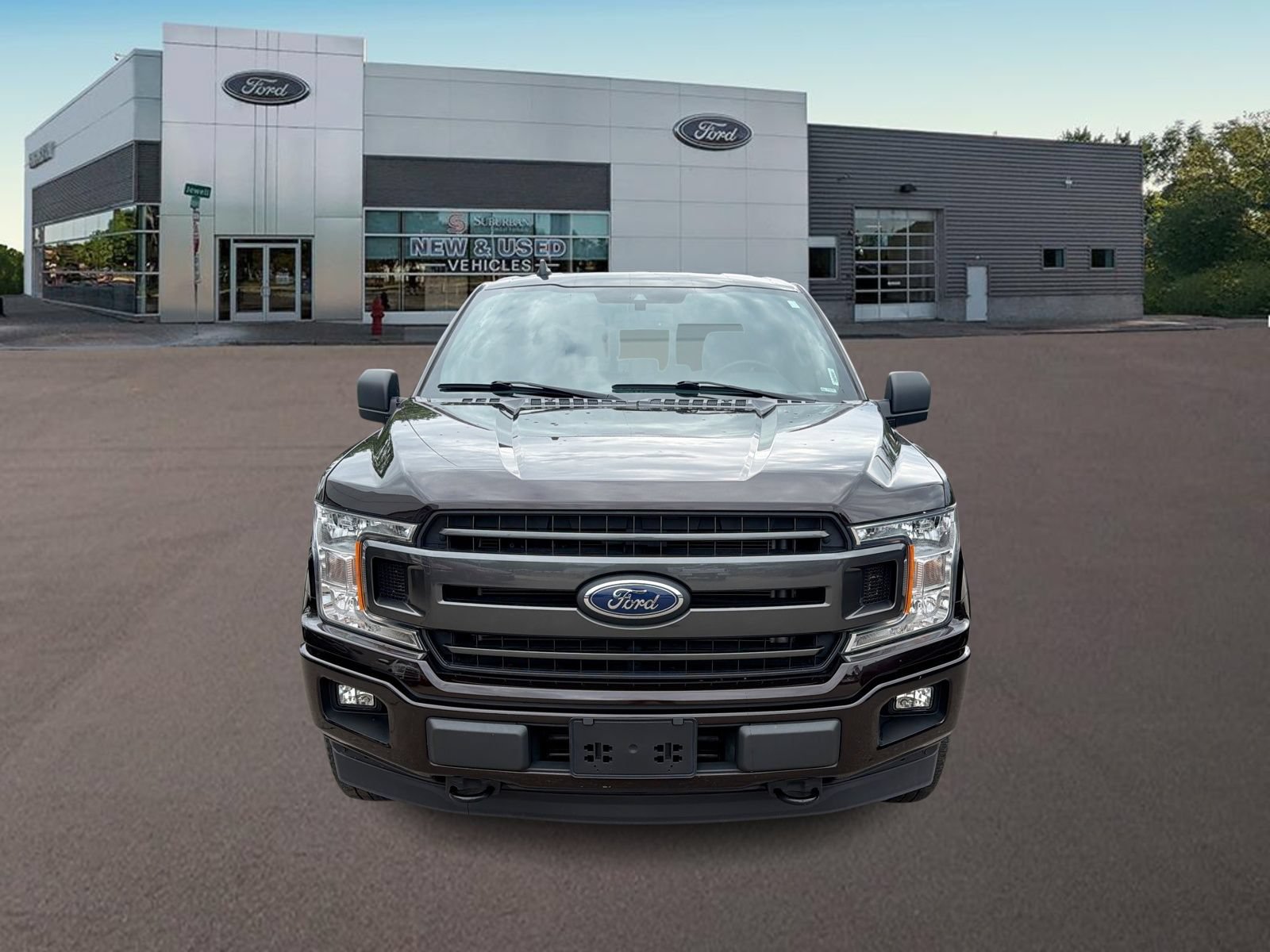 Used 2020 Ford F150 XLT w/ Equipment Group 302A Luxury AWD/4WD image 3