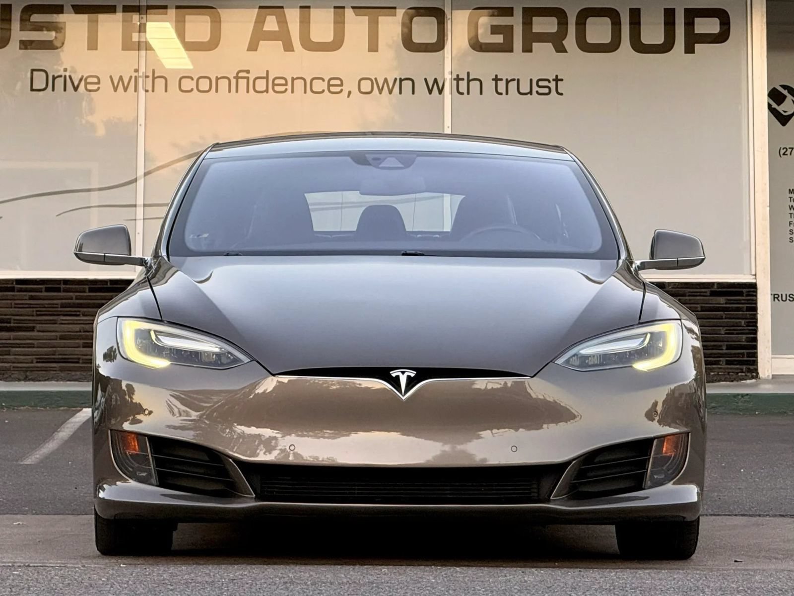 Used 2016 Tesla Model S 75D AWD/4WD image 3