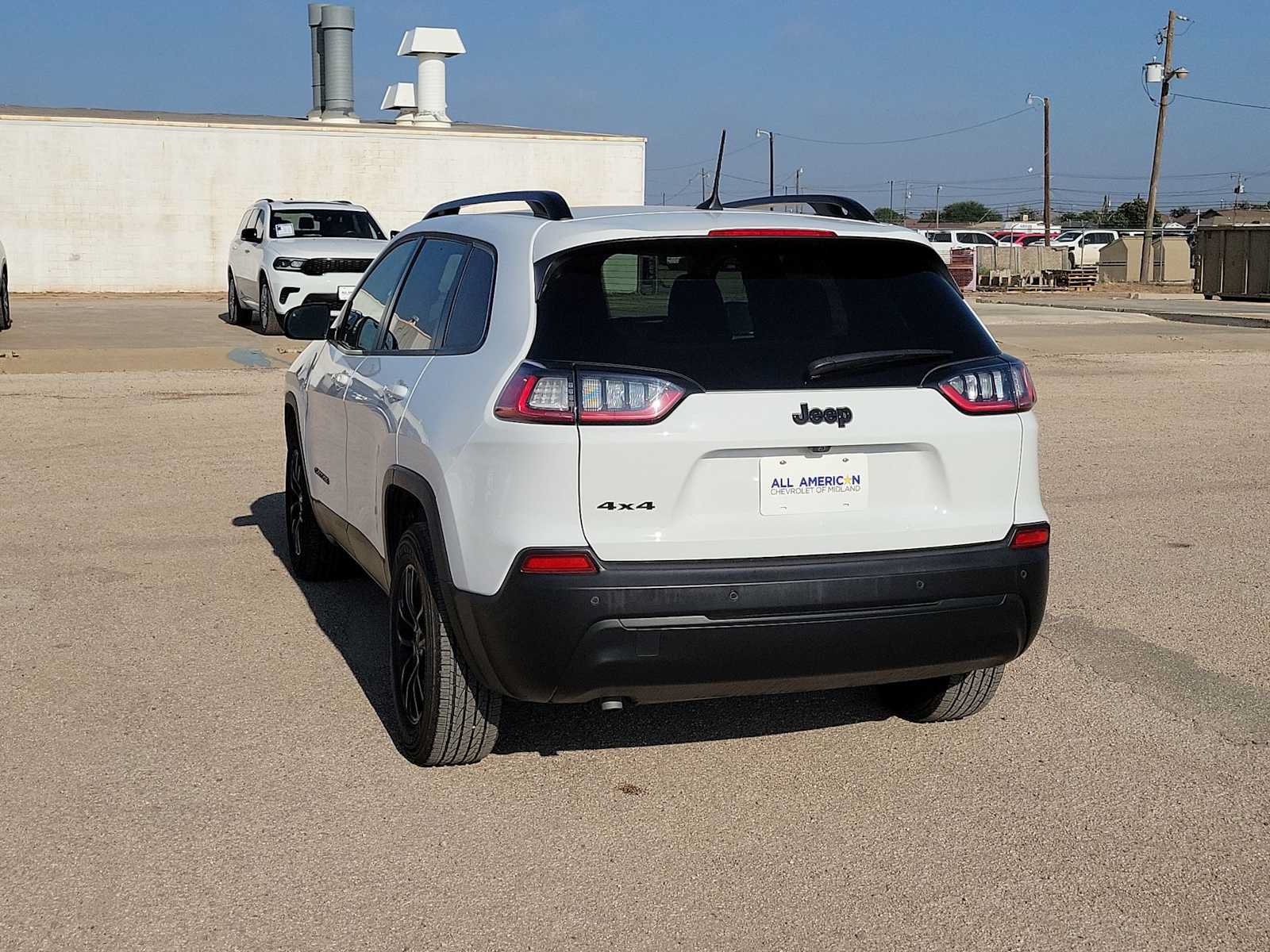 Used 2023 Jeep Cherokee Altitude Lux AWD/4WD image 6
