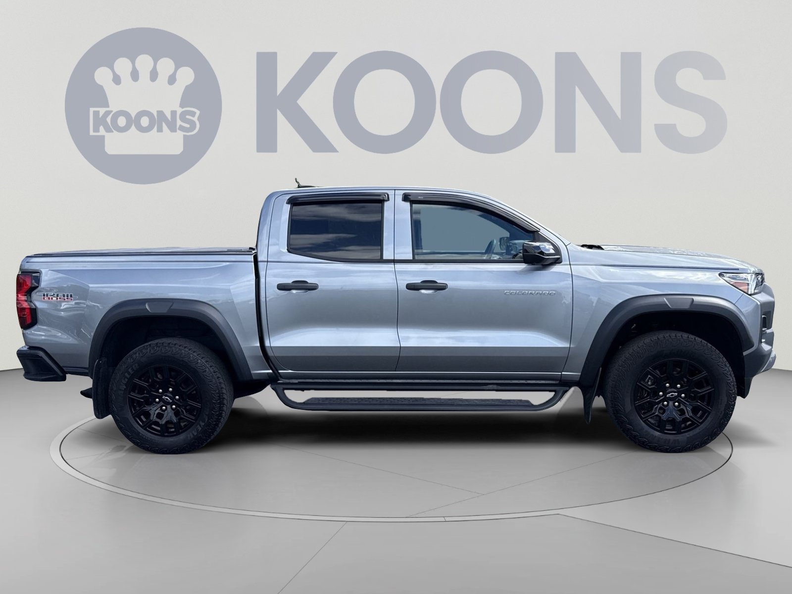 Used 2023 Chevrolet Colorado Trail Boss w/ Technology Package AWD/4WD image 12