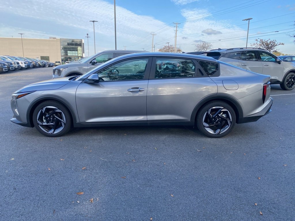 New 2025 Kia K4 EX image 4