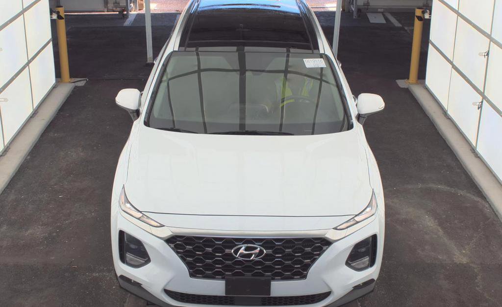 Used 2020 Hyundai Santa Fe SEL FWD image 2
