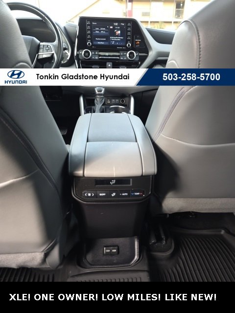 Used 2022 Toyota Highlander XLE image 30