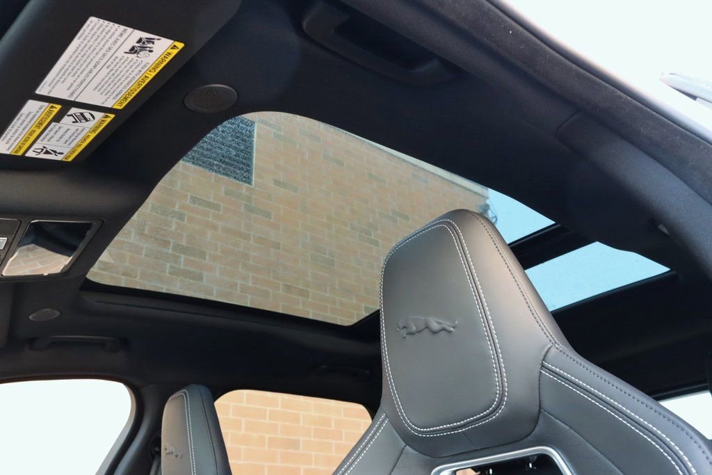 Used 2026 Jaguar F-PACE R-Dynamic S image 14