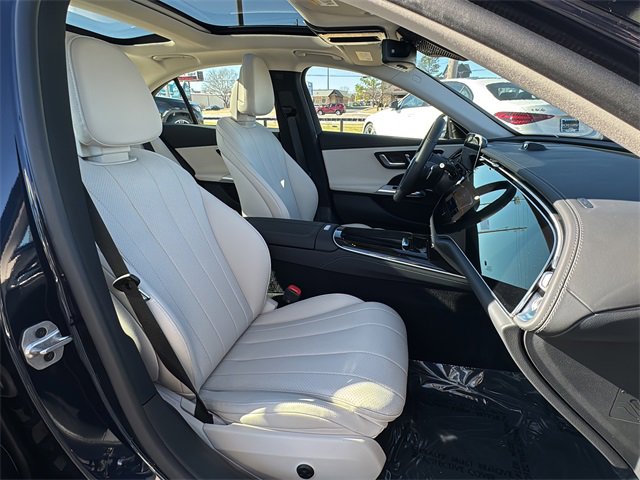 Certified 2025 Mercedes-Benz E 450 4MATIC Sedan image 25