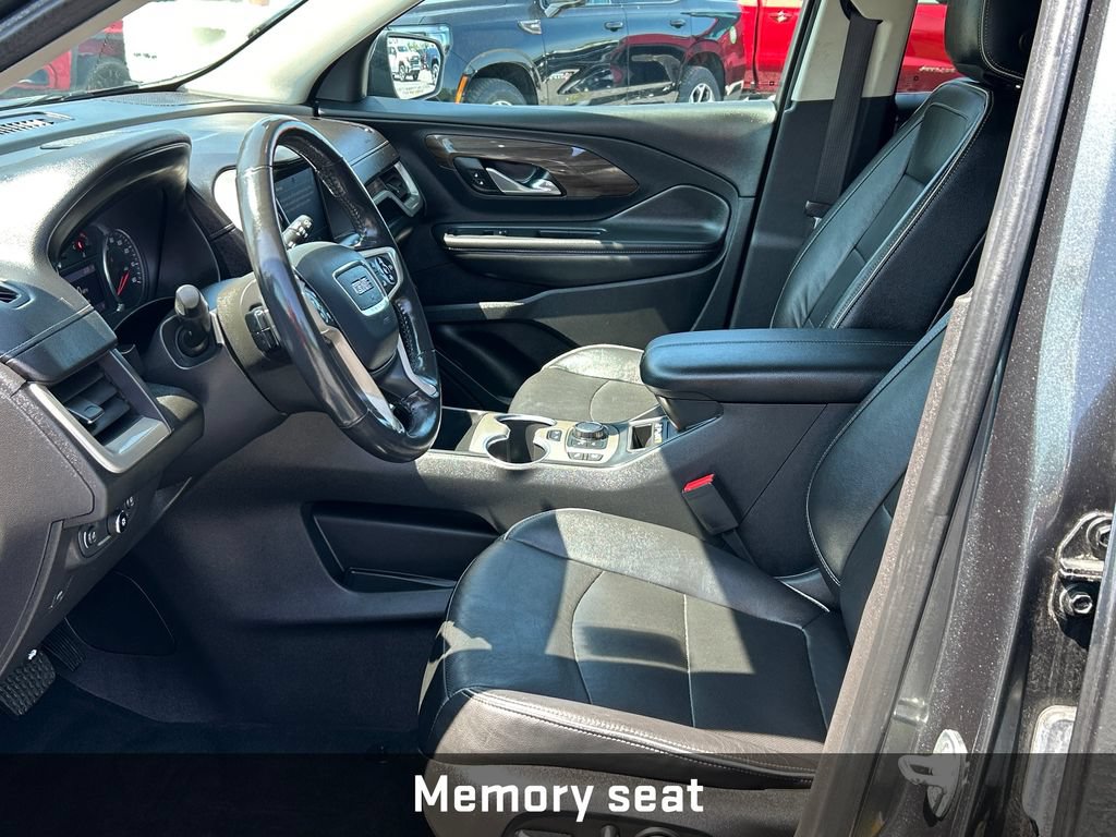 Certified 2020 GMC Terrain Denali w/ Denali Premium Package AWD/4WD image 9