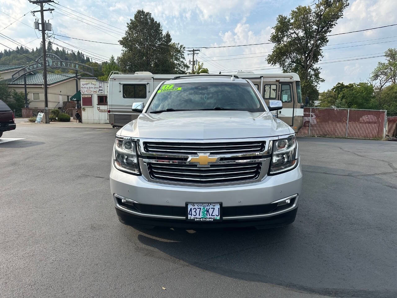 Used 2017 Chevrolet Tahoe Premier image 3