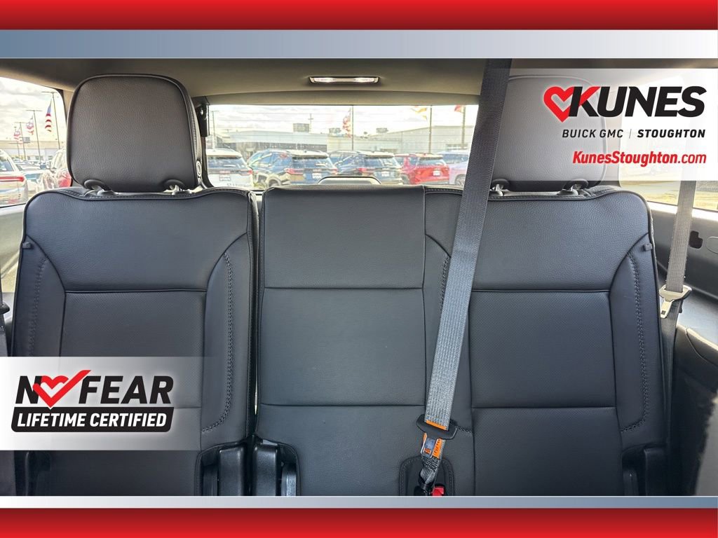 Used 2023 GMC Yukon XL Denali image 50