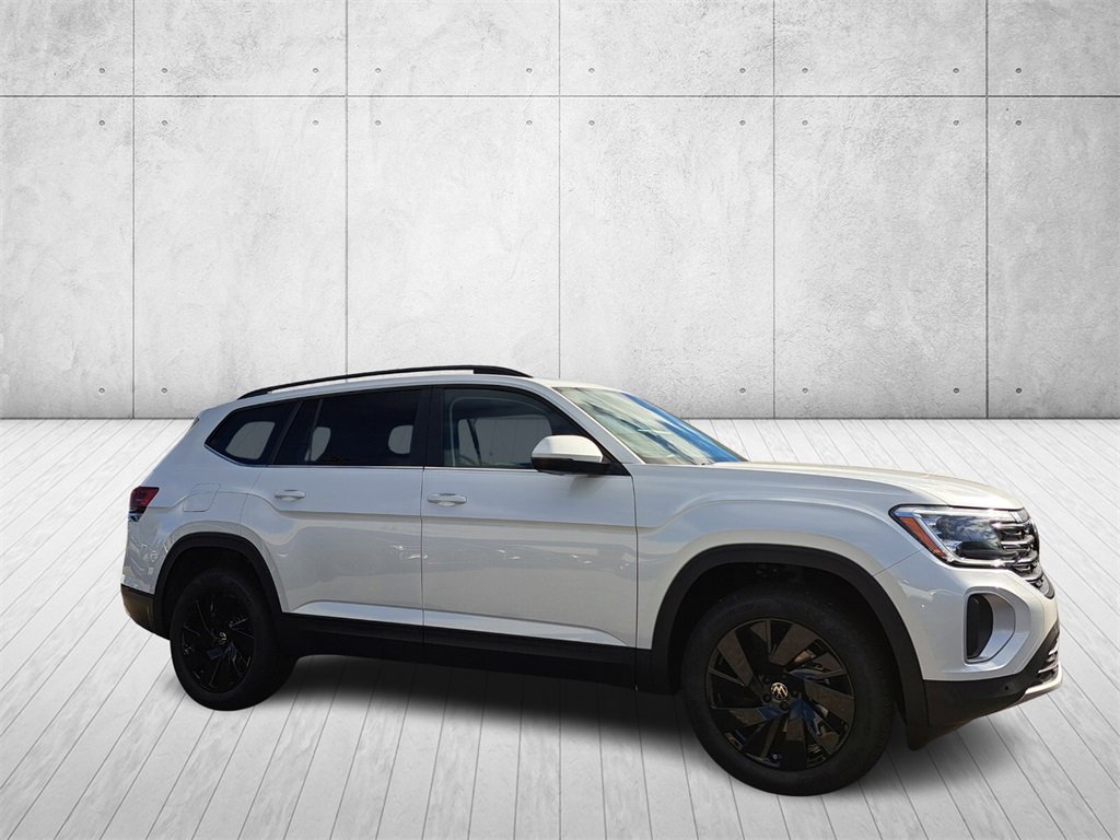 New 2026 Volkswagen Atlas SE image 3