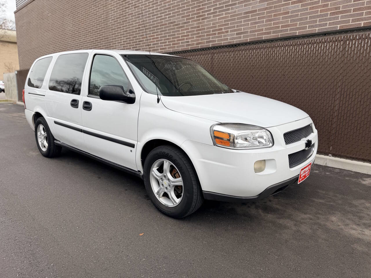 Used 2008 Chevrolet Uplander LS w/ Climate Package image 2