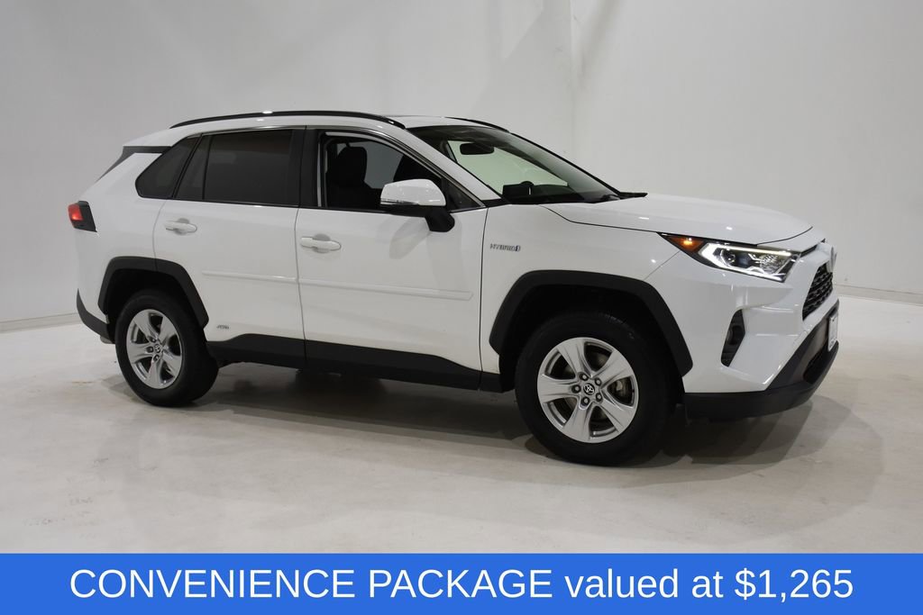 Used 2021 Toyota RAV4 XLE w/ Convenience Package AWD/4WD image 3