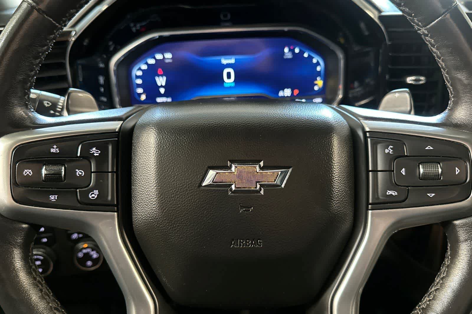 Used 2022 Chevrolet Silverado 1500 LT w/ Z71 Off-Road Package AWD/4WD image 28