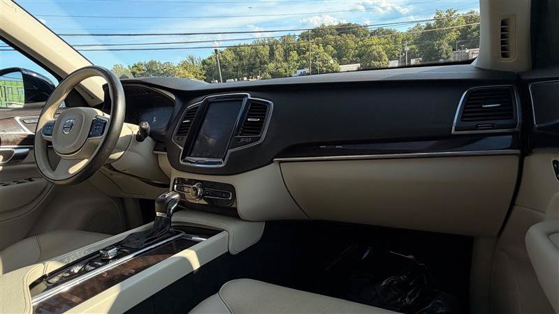 Used 2019 Volvo XC90 T6 Momentum w/ Protection Package Premier AWD/4WD image 37