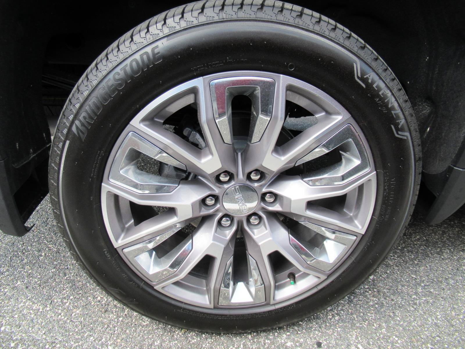 Used 2026 GMC Sierra 1500 Denali AWD/4WD image 5