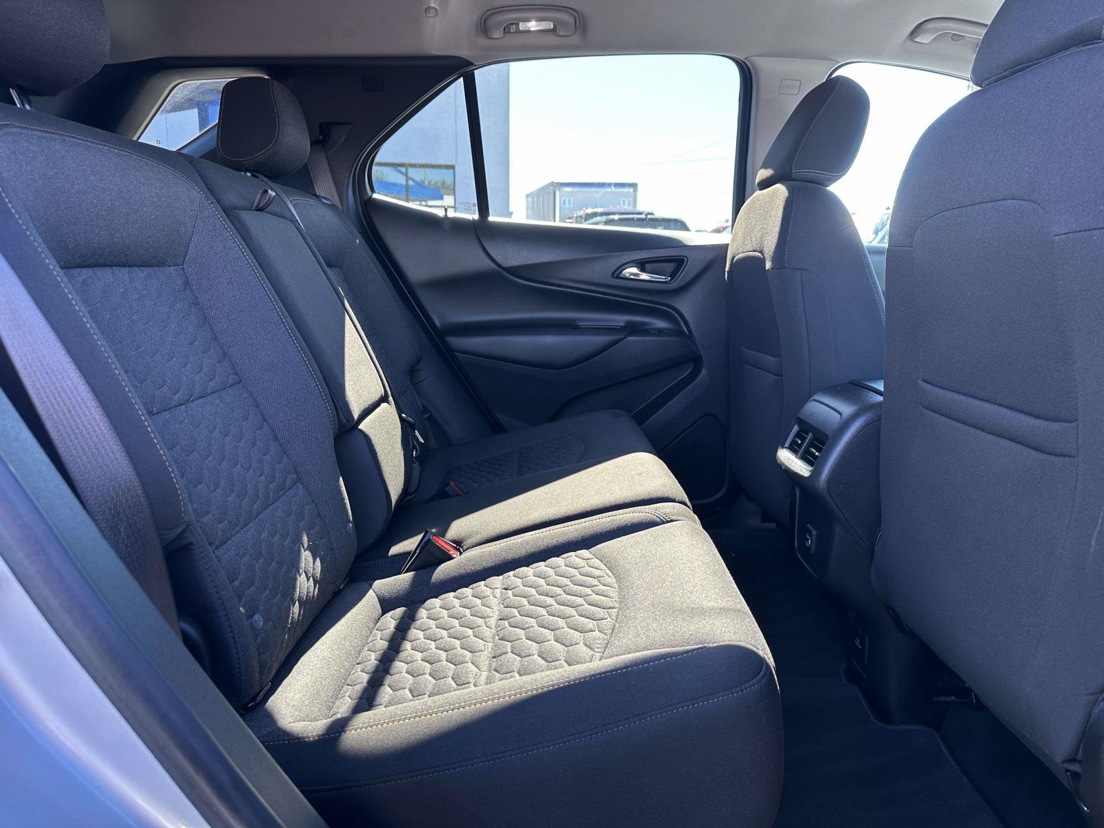 Used 2021 Chevrolet Equinox LT AWD/4WD image 28
