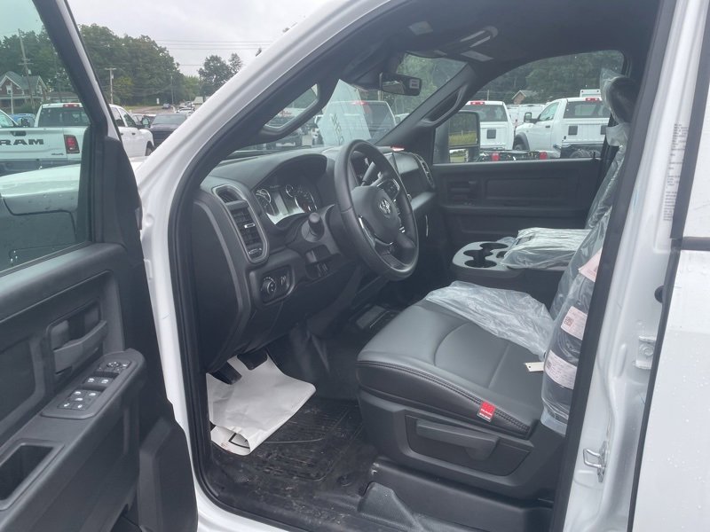 New 2025 RAM 3500 Tradesman w/ Chrome Appearance Group image 11