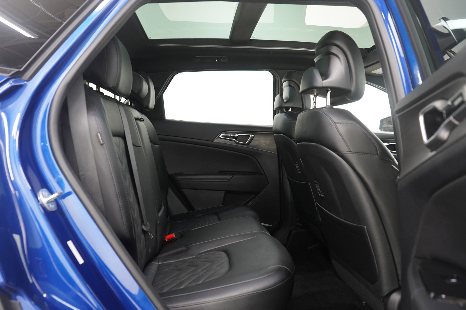 Used 2024 Kia Sportage X-Line w/ X-Line Premium Package image 12