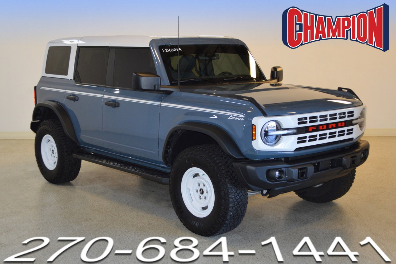 Used 2024 Ford Bronco Heritage Edition image 1