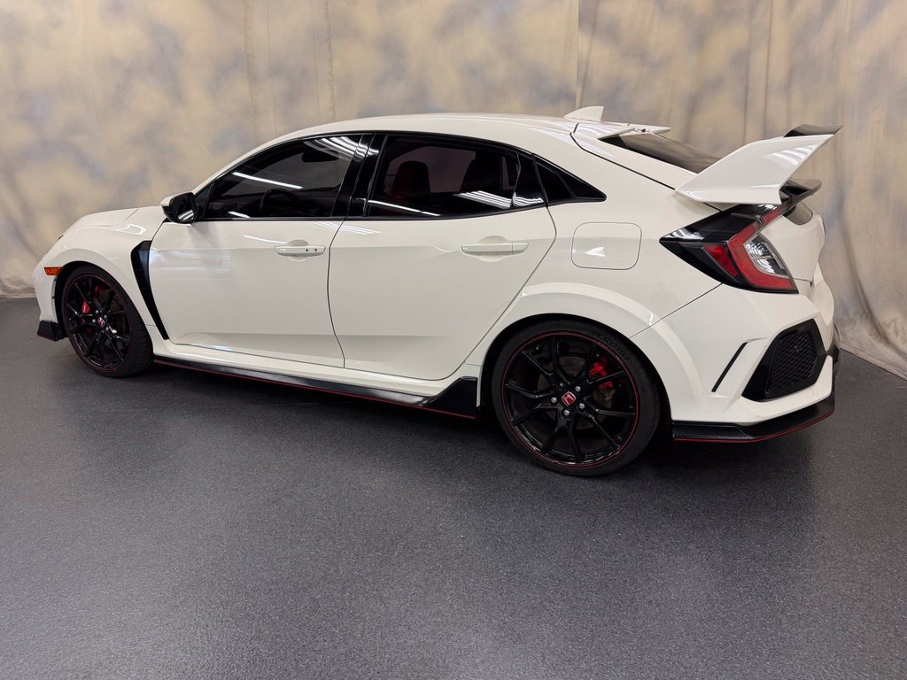 Used 2017 Honda Civic Type R image 4