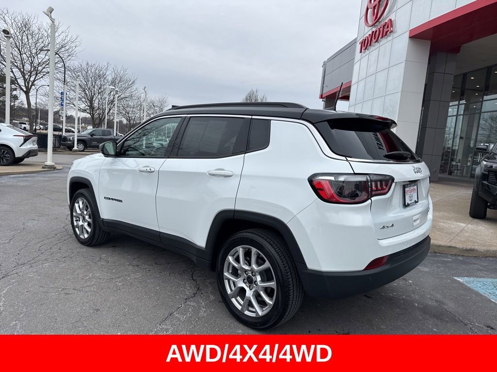 Used 2025 Jeep Compass Limited AWD/4WD image 5