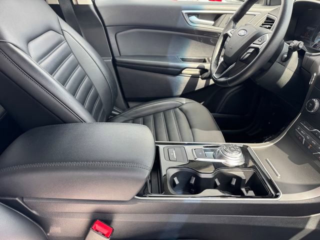 Used 2020 Ford Edge SEL w/ Convenience Package image 6